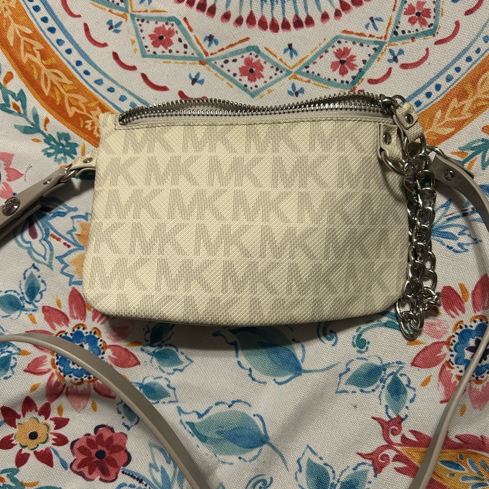 Michael Kors Cream Fanny Bag